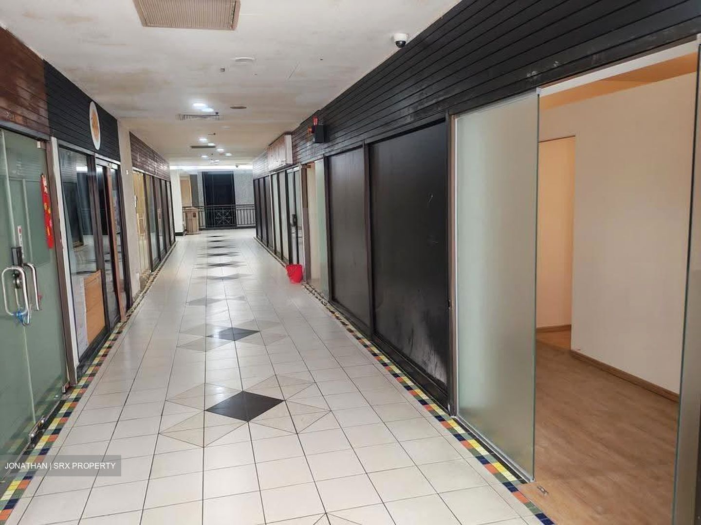 Parklane Shopping Mall (D7), Retail #617495641